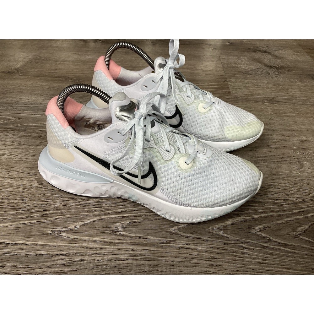 Nike Renew Run 2 Shoes Womens Size 8 White Pink Running Sneakers CU3505-101